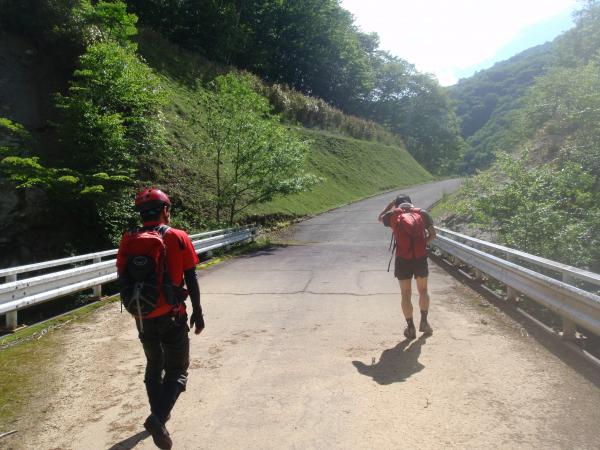 林道に出ました。終了！